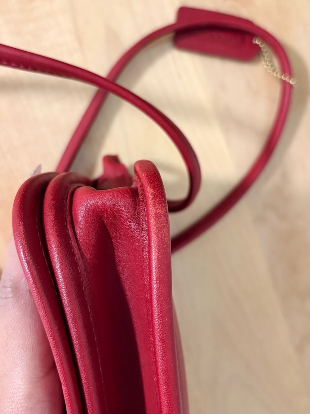 Coach Dinky Classic Red Leather Crossbody Bag with Gold Turn-Lock - Picture 9 of 10